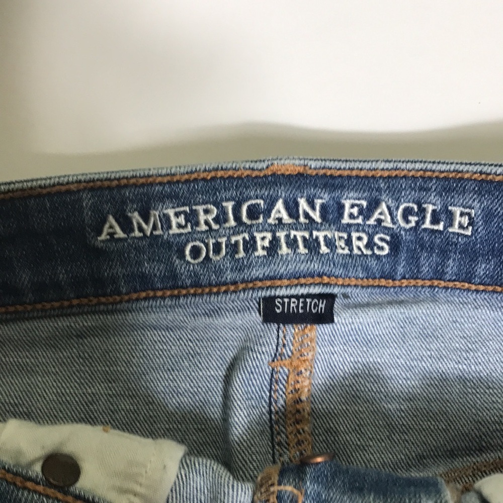 American Eagle Stretch Vintage High Rise Festival Distressed  Denim Shorts  8 - Picture 5 of 10